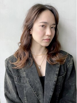 アイティーバイアルバム 八王子店(IT by ALBUM) ミディアムレイヤー_斜めバンググレージュカラー_29415