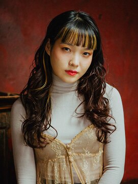 スタリー(Starry) ガーリーウェーブスタイル20代/30代/40代/ハレマチ通り