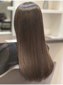 Wトリートメントの艶感ストレート