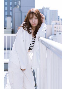 ノイン(noine) 30代・40代・50代・セミロング・大通り