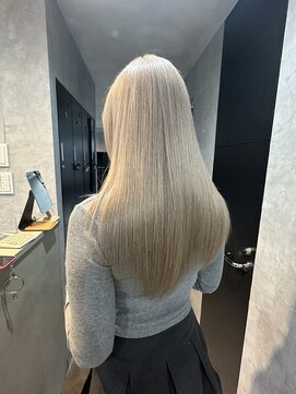 フィーネ(Fi-Ne) 艶感＆手触り◎ホワイトベージュ