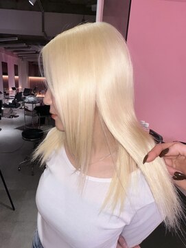 ダズリングディア(Dazzling Deer) ブロンド/抜きっぱなしブロンド/ホワイトブロンド/髪質改善