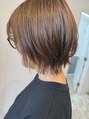 エイム(AIM) 軽さと重さのバランスでおしゃれに外ハネボブ。