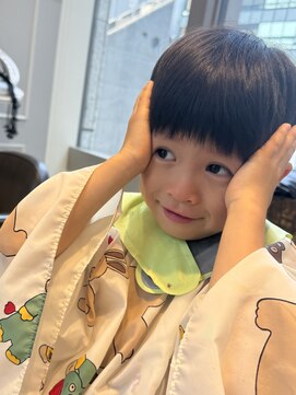 ネオリーブギンザ 銀座店(Neolive GINZA) キッズカット×ぱっつん前髪【銀座駅】