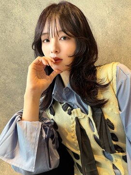 MINX宇都　ミディアムロングハイレイヤー ココアブラウン