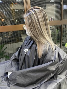 サニー 渋谷(SUNNY) バレイヤージュ、ハイライト、レイヤーカット、ダブルカラー