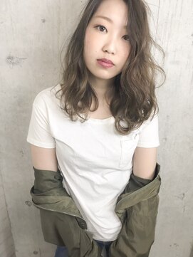 ルノン(LUNON) 夏気分を先取り！ふんわり透けるバレイヤージュカラー