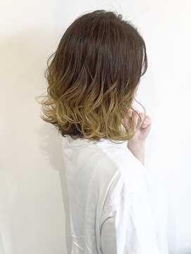 ラ モンターニュ ヘアー(La.montagne hair) シアーyellowミディstyle☆