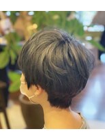 ビス(biss) グレージュハイライト