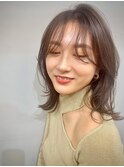 [BACCA 川田] くびれ外ハネミディ うざバング 暗髪ブラウン 艶髪