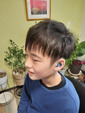 ひみつきち 無造作でかっこいい2ブロックショート