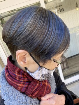 エミシア(emicia) ハイライト