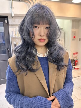 シェノン バイ アランスミシー 表参道(CHAINON by Alan smithee) 緑にならないブルーカラー!