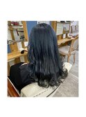 ネイビーカラー
