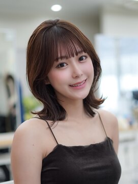 オーラ オモテサンドウ(Aura omotesando) 透明感カラー×小顔カット