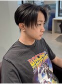 センターパート×刈り上げ