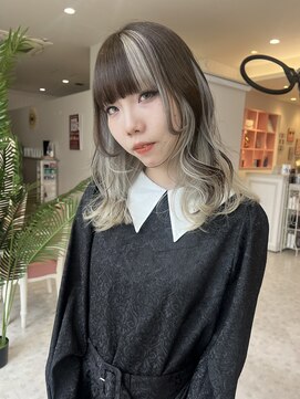 ニューヨーク ニューヨーク 河原町オーパ店(NYNY) シルバーグレージュ×ブロックカラー◯