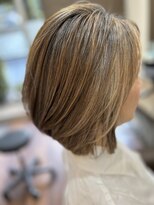 髪師 ケンジロウ(Kenjiro)&nbsp;表面ハイライト、メッシュ