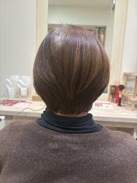 ブロッサム 東久留米店(Blossom) ◎大人ショート×小顔ひし形ボブ30代40代50代