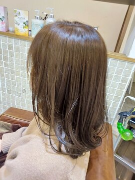 ケシキ 立川 立川南口(keshiki) 【赤み撲滅】シルバーベージュ