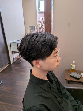 ルシードスタイルサワ(LUCIDO STYLE sawa) 毛流れセンターパート