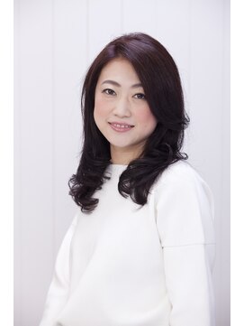 ルーチェ(Luce) スタイリングも簡単!エレガントロング!ピンクブラウン/上品