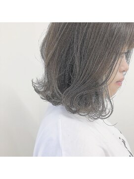 ガーランドウメダ(Garland umeda) ニュアンスウェーブ×ミディアム