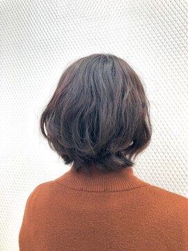 クオリス 上福岡店(QUALIS) レイヤーミディアム/ルーズヘア/無造作パーマ/グラボブ/40代50代