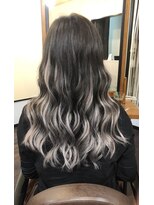 リピュア(Re:PURe)&nbsp;**バレイヤージュ風グレーシールエクステ**