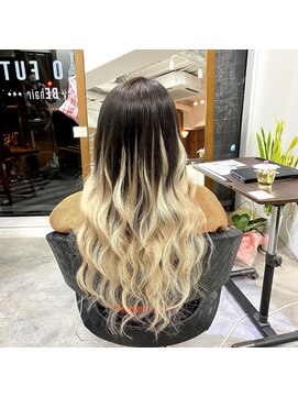 フツーロ 栄(FUTURO) #プルエクステ #ギャル