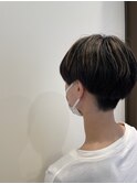 刈り上げショートヘア