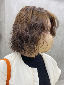 ソーコ 渋谷(SOCO) プードルパーマボブパーマショートボブスパイラルパーマボブ