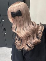 ベレーザ 渋谷(BELEZA)&nbsp;5829ニュアンスカラー艶髪ハイトーンシルキーベージュ波巻き