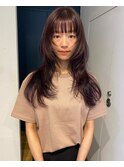 動くロングヘア