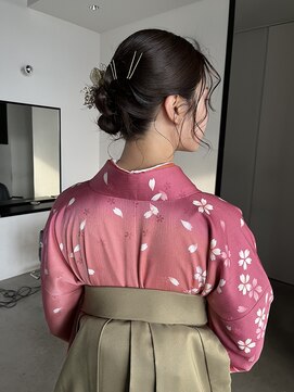 ロールアップスリーブス(ROLL UP SLEEVES) 卒業式アレンジ