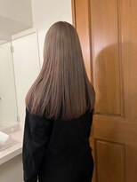 ルッソカナン(Lusso canaan)&nbsp;ワンレングスカット×ハイトーン