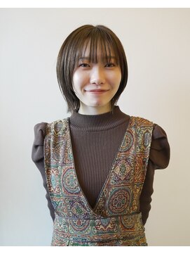 イル 天神西通り店(ill) ミニボブ/オリーブカラー