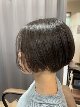 テーラヘアー 湘南台店(TELA HAIR) 【30代から60代に人気】襟足短めショート