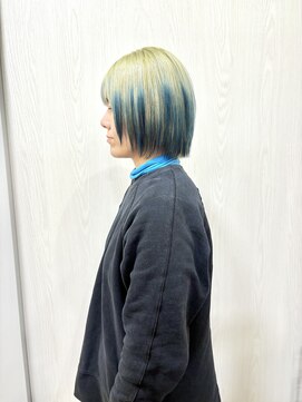 エクラヘア(ECLAT HAIR) イエローベージュ×ブルーグラデーション