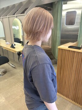 エイトオロク 那覇小禄店(EIGHT oroku) ベージュカラー