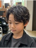 2026　キッズフェザーパーマアレンジ