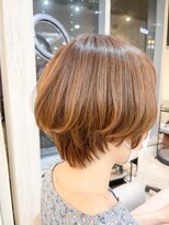 ジーナ 銀座(Zina)&nbsp;大人可愛い20代30代40代小顔丸み前下がりショートボブ