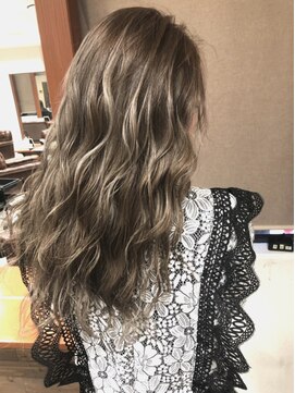 アミ 札幌(amie) 3Ｄバレイヤージュ[札幌,札幌駅,札幌駅前,札幌,札幌,札幌,札幌]