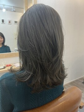 デイトゥデイトゥルーカラーズ(DAY TO DAY true colors) オリーブグレージュ×ミディアムウルフ