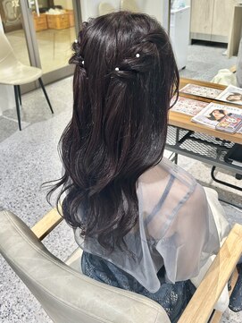 ゼストララ(ZEST Lara) ハーフアップアレンジ~同窓会ヘア~【吉祥寺】misaki