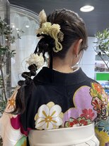 ヘアーアンドメイク ビス(HAIR&MAKE bis) 成人式アレンジ【西尾瑠華】