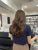 エイチツーオーアヴェダ 渋谷ヒカリエＳｈｉｎＱｓ店 クロードモネＨ２Ｏアヴェダ ベージュブラウン/セミロング/渋谷/渋谷駅