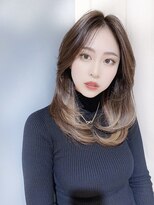 ジェーンバイボヌール(Jane by Bonheur)&nbsp;茨木/20代30代40代センターパート韓国風レイヤーセミロング