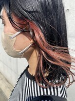 カリラ(CAOLILA) インナーカラーと黒髪
