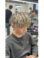 ステラ(STELLA) ツイストスパイラル/縦落ちパーマ/マッシュパーマ/メンズパーマ